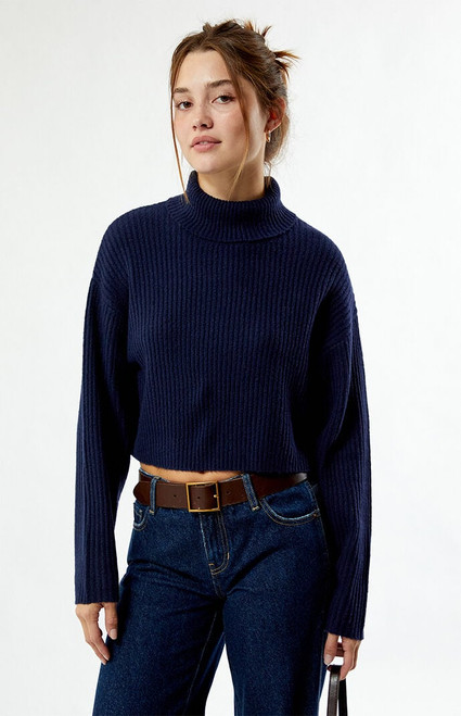 LA Hearts Women's Easy Cropped Turtleneck Sweater - 0740484260337