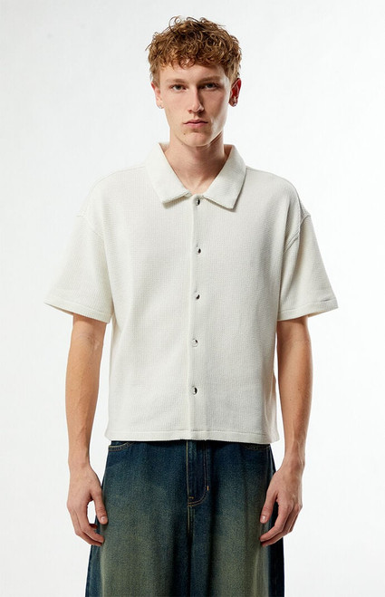 Pacsun Men's Leone Solid Textured Camp Shirt - 0180468680011