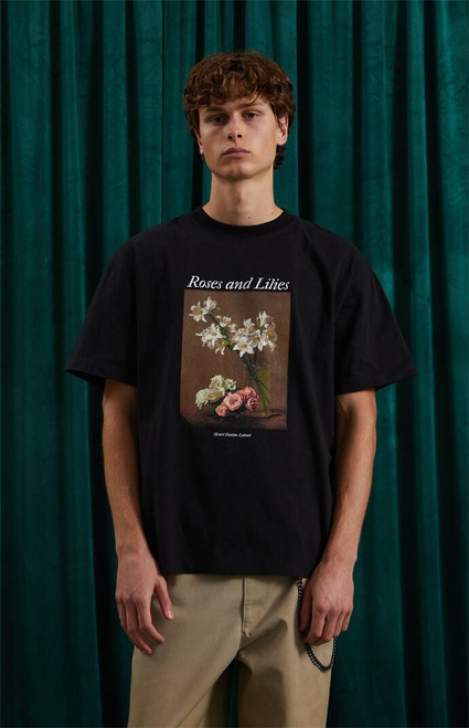 The Met Men's x Pacsun Roses And Lilies T-Shirt - 0097603260617