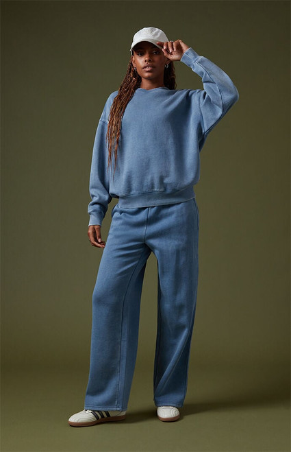 Pacsun Women's Ultra Soft Fleece Core Crew Neck Sweatshirt - 0751484260078