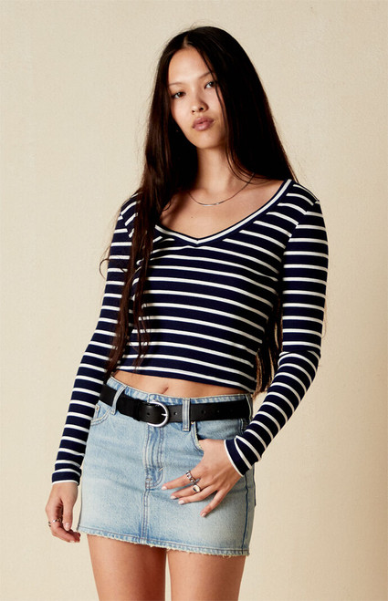 Your Favorite Women's Kylie V-Neck Ribbed Long Sleeve Top - 0716461580013