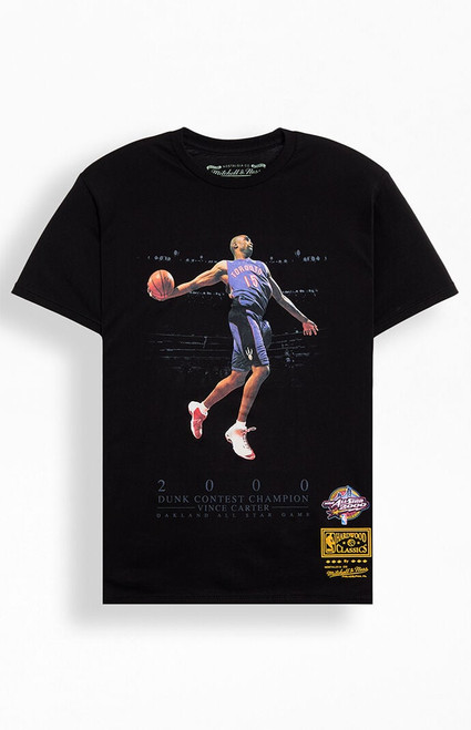Mitchell & Ness Men's Vince Carter Dunk Contest T-Shirt - 0097514810023
