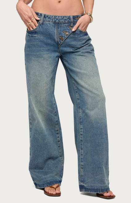 Edikted Women's Moxlan Slanted Button Low Rise Baggy Jeans - 0267609690016