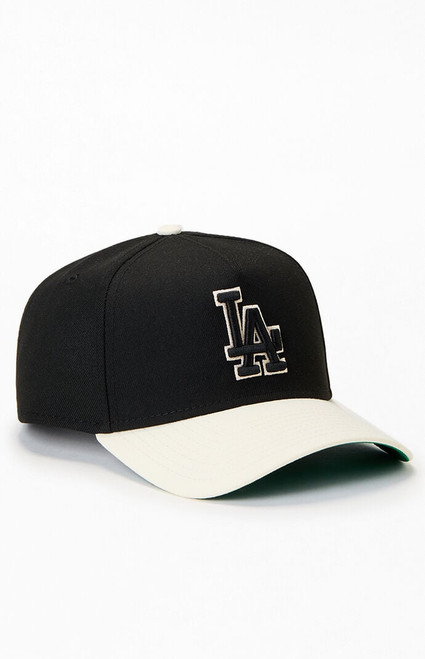 New Era Men's 2022 Sideline 9TWENTY Strapback Dad Hat - 0641514970094