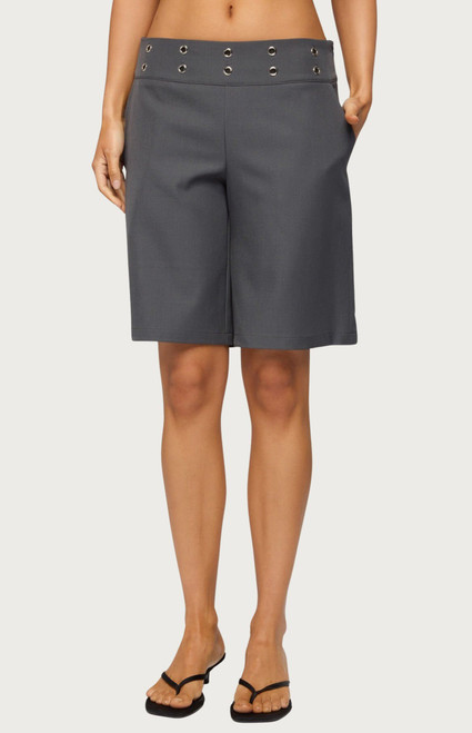 Edikted Women's Grommet Low Rise Bermuda Shorts - 0266609690047