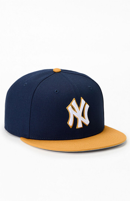 New Era Men's New York Yankees 9FIFTY Two Tone Snapback Hat - 0641514970436