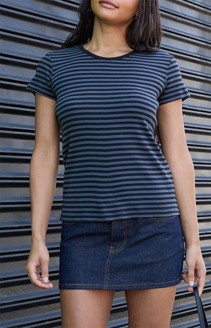 John Galt Women's Black & Gray Striped Hailie Short Sleeve Top - 0704601601964