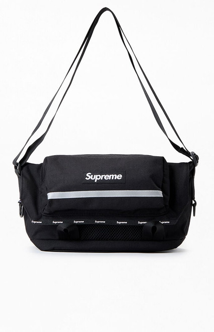 Supreme Men's Black Messenger Bag - 0642603445907