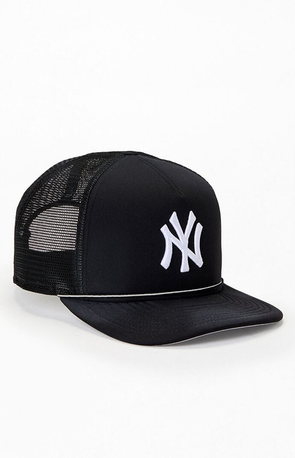 New Era Men's New York Yankees Washed 9FIFTY A-Frame Snapback Hat - 0641514970430