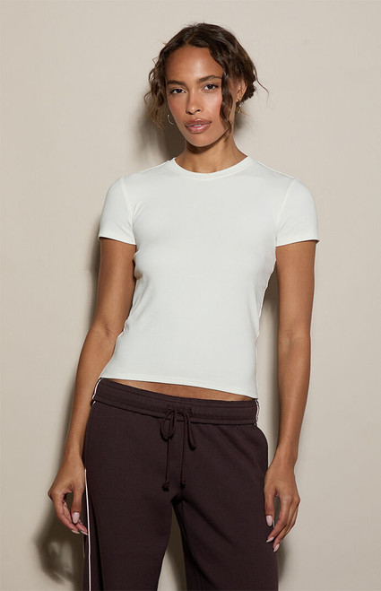 Pacsun Women's Carolyn Cotton Crew Neck T-Shirt - 0703471630010