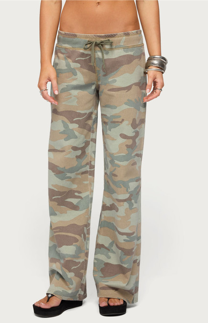 Edikted Women's Kenan Straight Leg Camo Sweatpants - 0268609690072