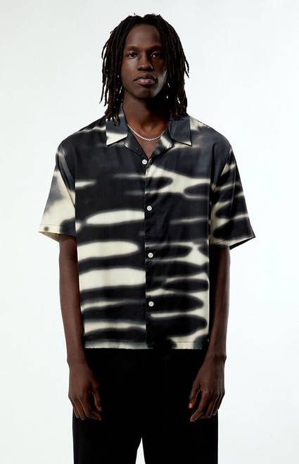 Pacsun Men's Cell Short Sleeve Camp Shirt - 0180611140113