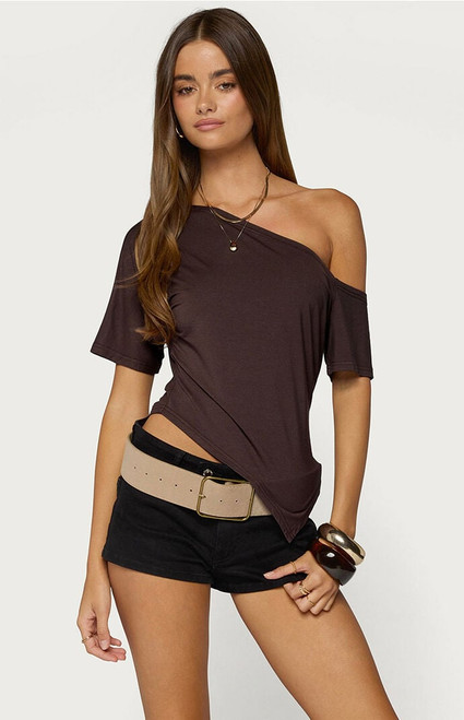 Edikted Women's Elori Asymmetric Off Shoulder Top - 0263609690517