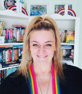 Author Interview – BEHIND THE SCREEN: Allayne Webster
