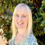 Author Interview — INVITING IMAGINATION: Jeanette Stampone