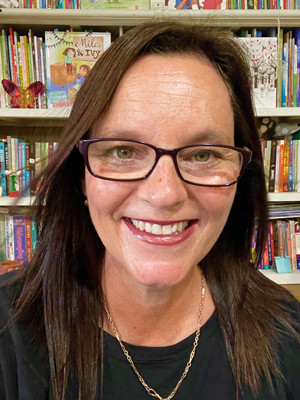 Author Interview — EMBRACING MOTHERHOOD: Katrina McKelvey