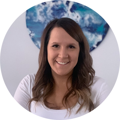 Author Interview — MONDAYS AND BEYOND: Kelly Lee