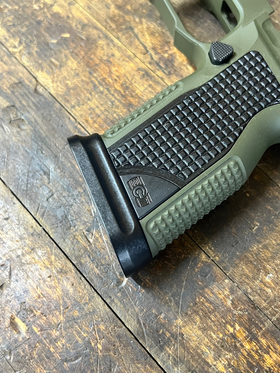 Carry Magwell for R11 P365 Grip Modules