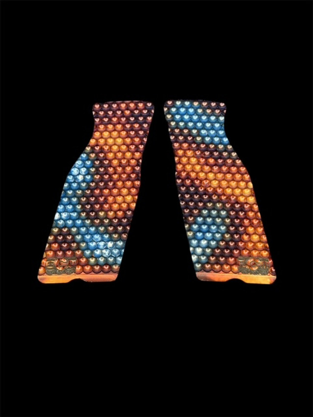 1/1 Cheese grater grip insert.