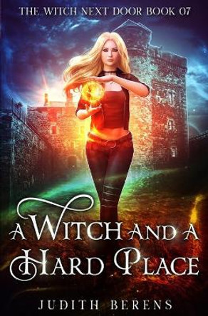 A Witch And A Hard Place Martha Carr 9781642026658