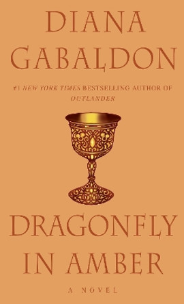 Dragonfly in Amber: A Novel Diana Gabaldon 9780440215622