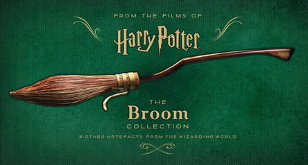 Harry Potter - The Broom Collection and Other Artefacts from the Wizarding World by Warner Bros.