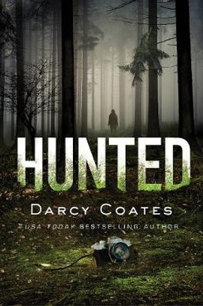 Hunted Darcy Coates 9781728220178