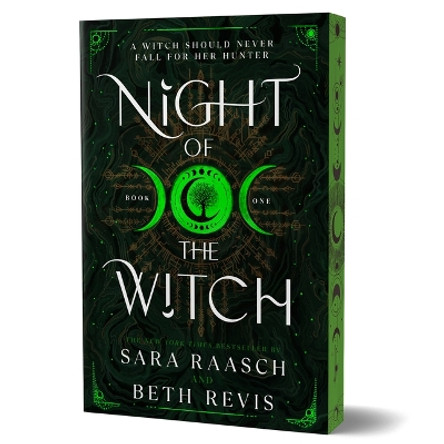 Night of the Witch Sara Raasch 9781464221057