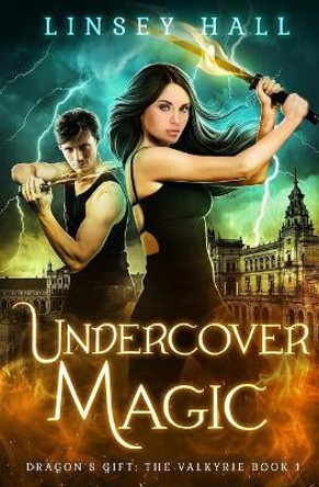 Undercover Magic Linsey Hall 9781942085034