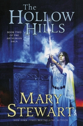 The Hollow Hills Mary Stewart 9780060548261