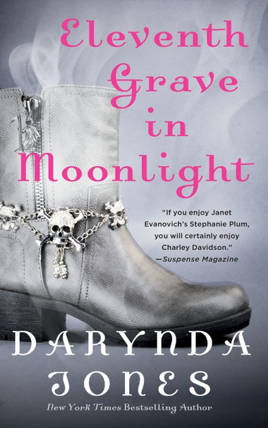 Eleventh Grave in Moonlight Darynda Jones 9781250813282