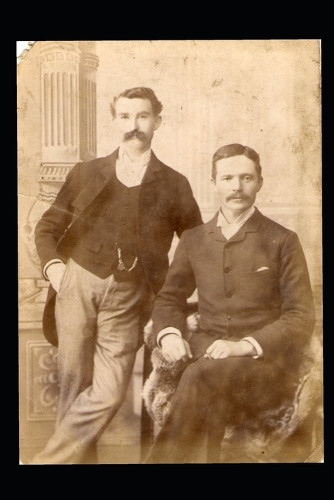 Baron's ghost, family ghosts Robert Fields 9798285519423