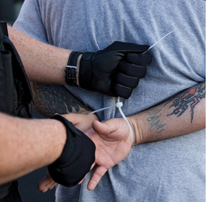 FLEX-CUFF RESTRAINTS Disposable Cuffs FLEX-CUFF RESTRAINTS Disposable Cuffs