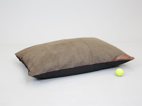 George Barclay Pillow Bed Minstead Caramel