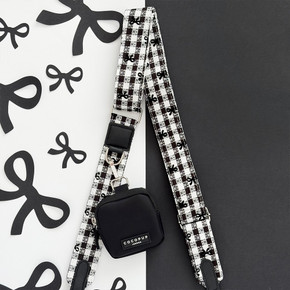 Cocopup Bagstrap Pup in Paris Cocopup Bagstrap Pup in Paris