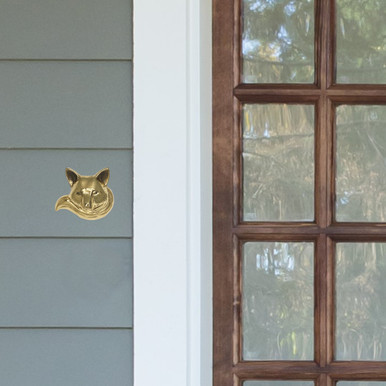 fox-doorbell-ringer-wood-door-