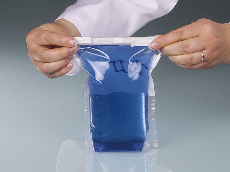 STERILE BAG VOL 150 ml W 76 mm L 178 mm  QTY 1000
VOL 150 ml W 76 mm L 178 mm QTY 1000 PER BOX.

FREE OF PYROGENS, R-NASE AND D-NASE. SHELF LIFE 5 YEARS.

SAFE AT TEMPERATURES 80°C TO -100°C. LDPE. NO LABELING AREA