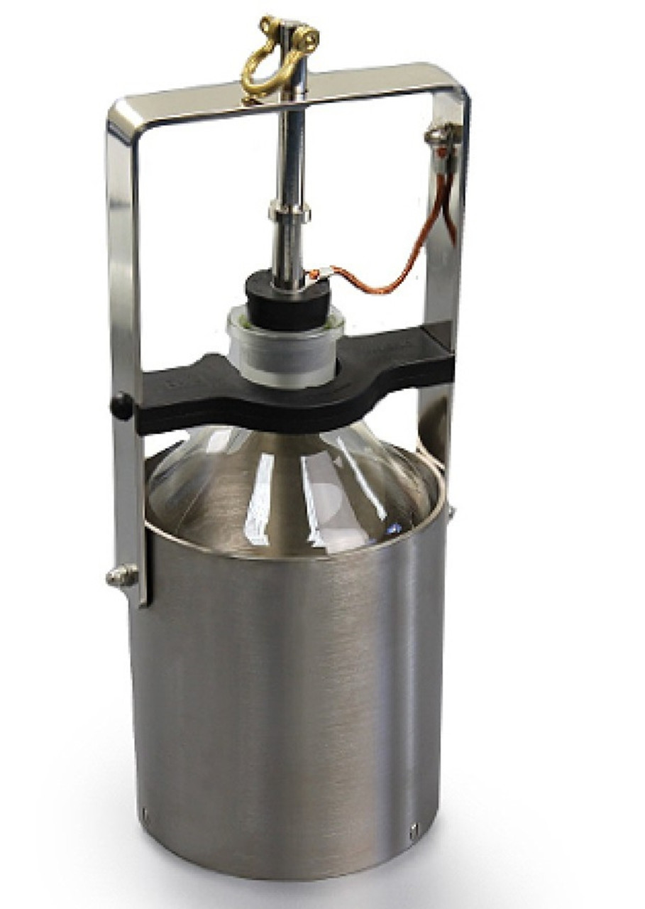 Sub Sampler - Ex Rated*
With Removable Glass Bottle

An ideal liquid sampler for most common liquids including water, oils,
sludge etc.

Manufactured from spark suppressant brass
Bottle can be easily removed using patented click system
125mm diameter - 300mm high - 3 kg weight