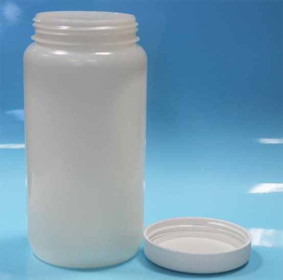 WIDE MOUTH SAMPLE CONTAINER HDPE 2000 ml QTY 6
Description Wide Mouth HDPE Bottle 2000ml
Materials of Construction: Bottle HDPE (conforms to FDA 177.1520 & USP Class VI)
Cap PP (conforms to FDA 177.1520 & USP Class VI)