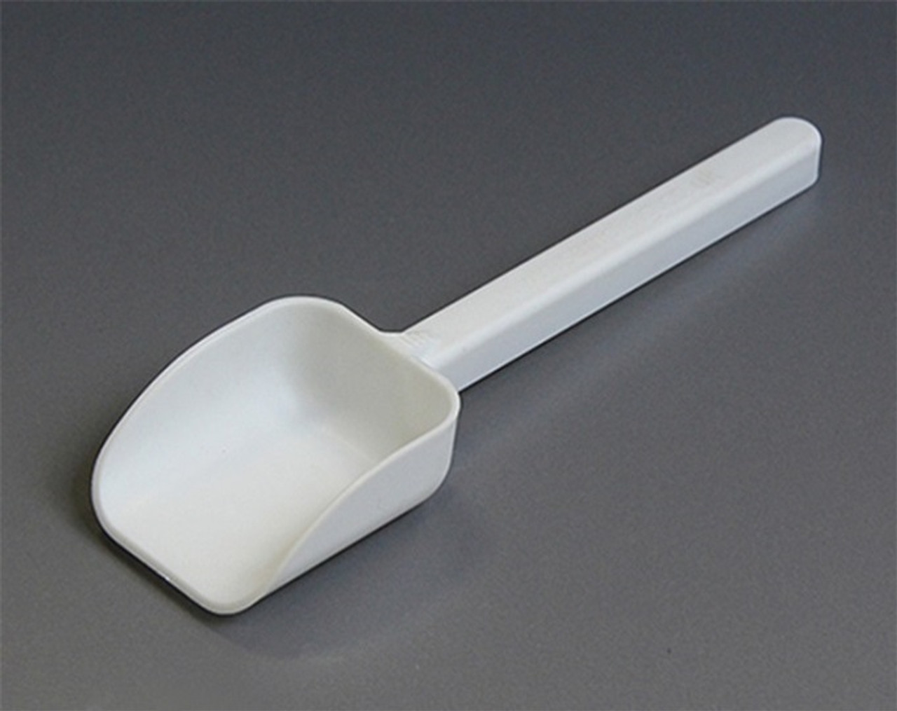 Description: Disposable Pharmaceutical Scoop – 30 ml 
High Impact Polystyrene White
Case 100