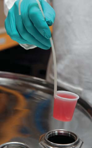 High Density Polyethylene (HDPE) – rigid, natural
• FDA acceptable CFR 177.1520
• EU Regulations 10/2011 compliant
• EC regulation 1935/2004 compliant
• BSE/TSE free