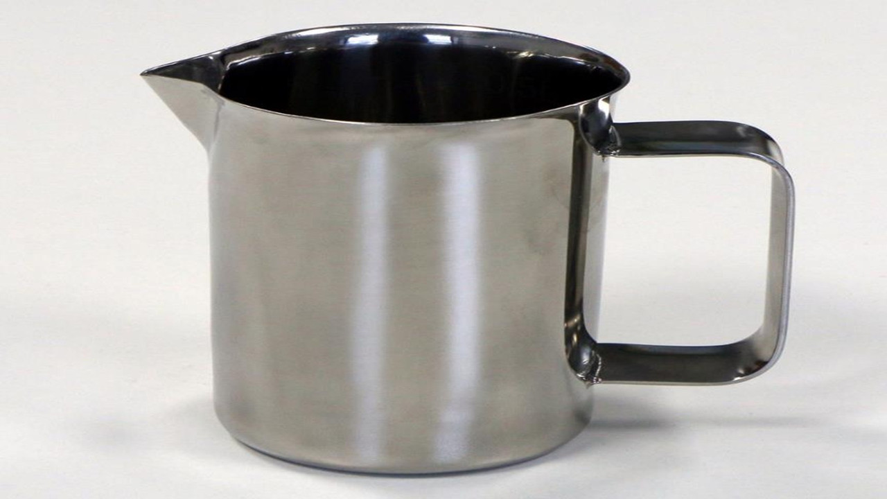 Our 316L Stainless Steel Jugs are robust and have a heavy duty design.
These GMP jugs have straight sides, a pouring lip and a fully welded handle.
Each jug is highly polished and has a crevice-free interior.
Graduation marks are etched onto the interior sidewall.