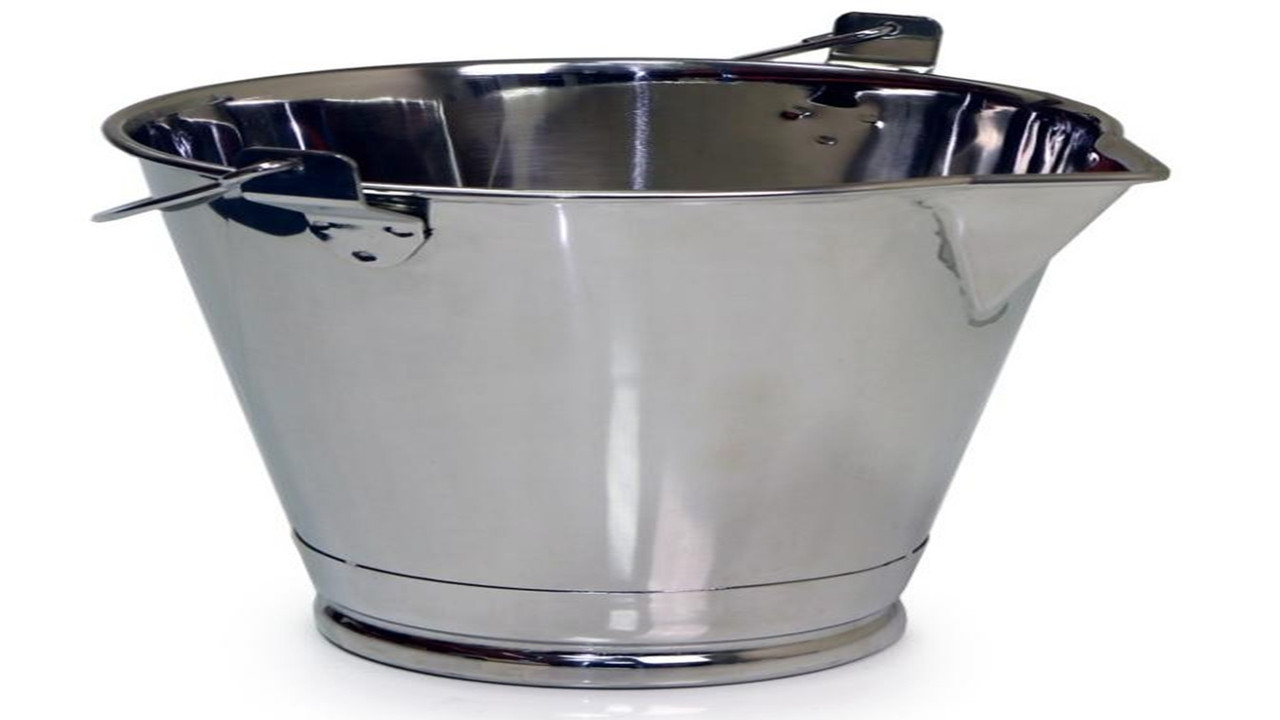 Our heavy duty buckets are available in 15 and 20 liter sizes come with a handy pouring spout.
This makes emptying fast and simple.
The buckets are manufactured from 316L stainless steel.
They are designed for heavy duty use in pharmaceutical, chemical and food companies.
All the welds internally are ground and polished and the stainless steel is finished to a mirror polish
making them easy to clean in line with GMP guidelines.
The buckets are fitted with pouring spouts.
They come as standard with a robust swing handle.
An optional lid is available that covers the bucket and spout.