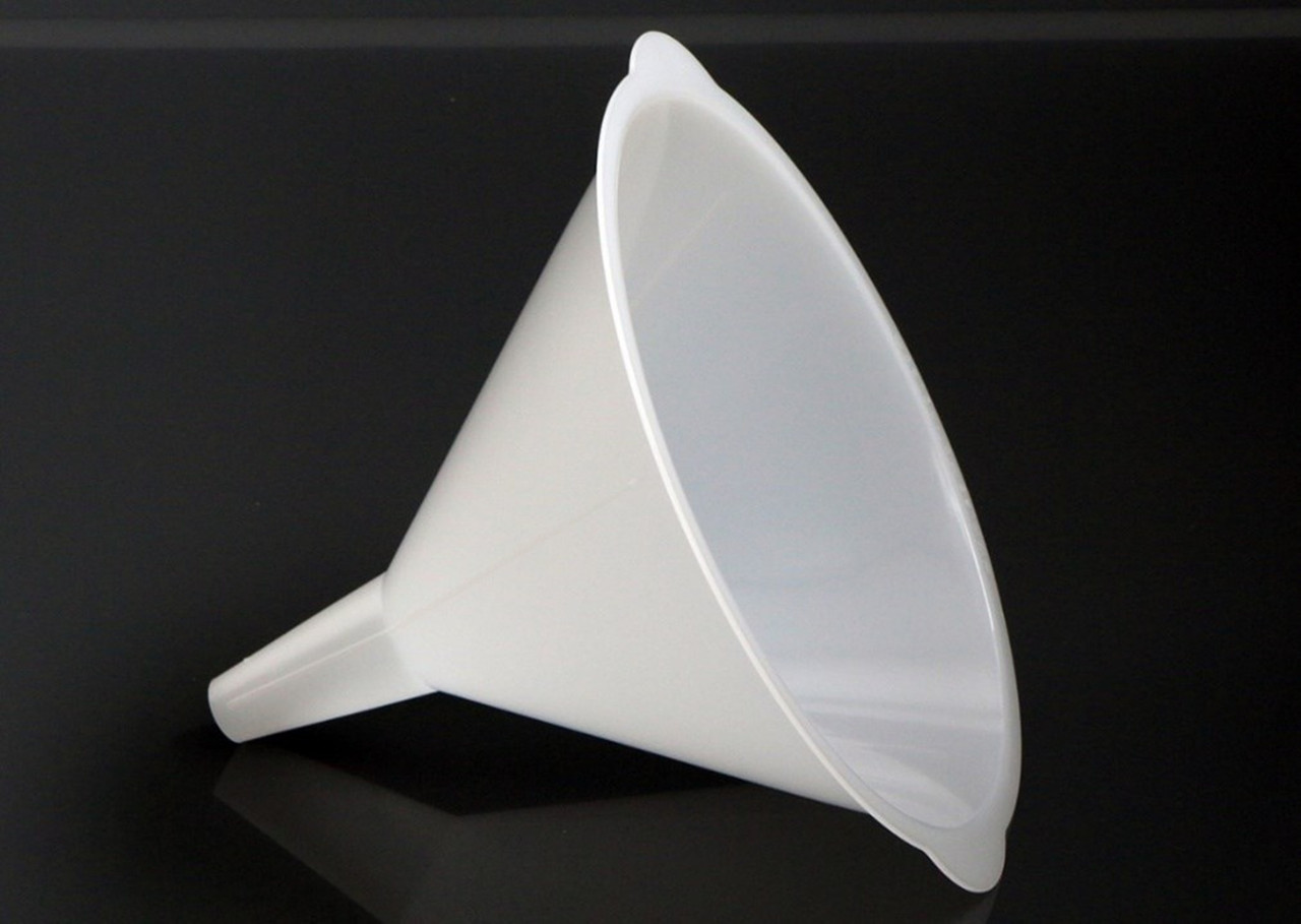 Description: Liquid Funnel 200mm
Material of Construction: Polypropylene (PP) - virgin
• Conforms to FDA CFR 177.1520
• Conforms to EU Regulations 10/2011
• Conforms to EC Regulations 1935/2004
• BSE/TSE free
Method of Construction: Single piece, injection moulded
Max. Diameter: 232mm
ID at Top of Funnel: 200mm
Overall Height: 180mm
OD at Bottom of Spout: 19mm
ID at Bottom of Spout: 15mm
OD at Top of Spout: 33mm
Nominal Weight: 92g
Recommended Storage Conditions: Dry and ambient temperature