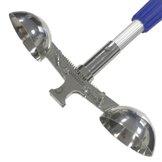The Snapper sediment sampler is ideal for sampling in lakes, rivers, ponds etc..
It takes samples of silt, earth, small stones etc.
The samplers attaches to our lightweight but robust telescopic rods.
The rods coming in a variety of sizes up to 6m.
The spring load mechanism closes when it hits firm ground or is given a sharp jolt on the handle.