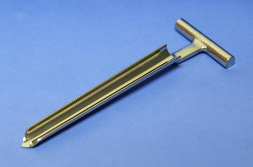 Description MiniCorer 150mm
Materials: 316L stainless steel
Method of Construction: Crevice free, all welds ground and polished
Surface Finish: Better than 0.5 microns Ra
Overall Length: 190mm
Blade Length: 150mm
Max. Blade Width: 19mm
Nominal Weight: 115g
BSE/TSE statement: All polishing compounds used in the manufacture of this product are
of vegetable origin
Recommended Storage Conditions: Dry and ambient temperature