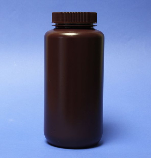 Description Wide Mouth HDPE Bottle 1000ml Amber
Materials of Construction:
Bottle HDPE (conforms to FDA 177.1520 & USP Class VI)
Cap PP (conforms to FDA 177.1520 & USP Class VI)
Manufacturing Environment: Controlled environment within factory
Nominal Volume: 1000ml
Brimful Volume: 1075ml
Nominal Height: 201mm
Diameter: 92mm
Internal Neck Diameter: 52mm
Weight: 102g
Pack Size: 24 bottles per case
Method of Sterilization: N/A (these bottles are non-sterile)
BSE/TSE Free: Yes
Supplied with lid screwed on: Yes