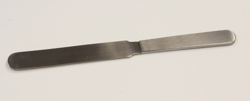 Description Pallet Knife 130 mm
Material of Construction: Stainless Steel - grade 420
Method of Construction: Single piece, crevice free
Surface Finish: Better than 0.5 microns Ra
Overall Length: 228mm
Blade Length: 130mm
Max. Blade Width: 20mm
Nominal Weight: 72g