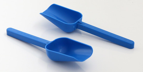 Description: Disposable Pharmaceutical Scoop – 60 ml 
PP  Blue Case 100