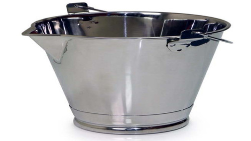Our heavy duty buckets are available in 15 and 20 liter sizes come with a handy pouring spout.
This makes emptying fast and simple.
The buckets are manufactured from 316L stainless steel.
They are designed for heavy duty use in pharmaceutical, chemical and food companies.
All the welds internally are ground and polished and the stainless steel is finished to a mirror polish
making them easy to clean in line with GMP guidelines.
The buckets are fitted with pouring spouts.
They come as standard with a robust swing handle.
An optional lid is available that covers the bucket and spout.